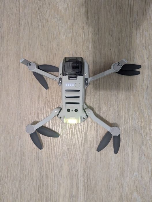 Drone DJI Mini 4K – Como Novo (Usado 1 Vez) + Mala de Transporte + 1 Ano Garantia