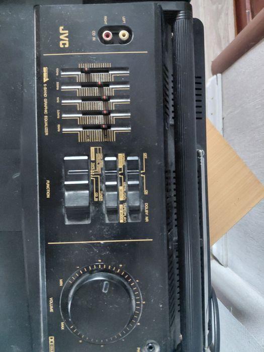 Касетний магнітофон JVC