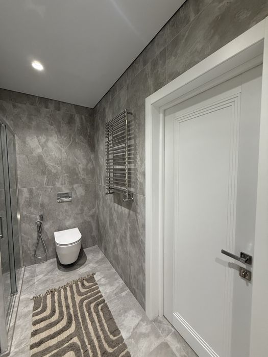 Продаж квартири в новобудові Жк Кришталеве озеро