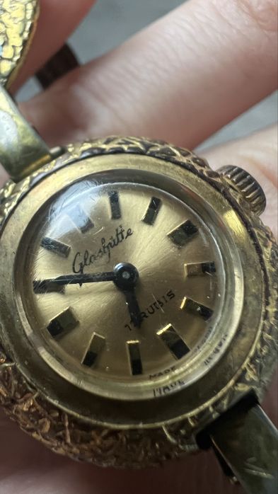 Zegarek damski GUB Glashutte lata 70-te produkcja NRD