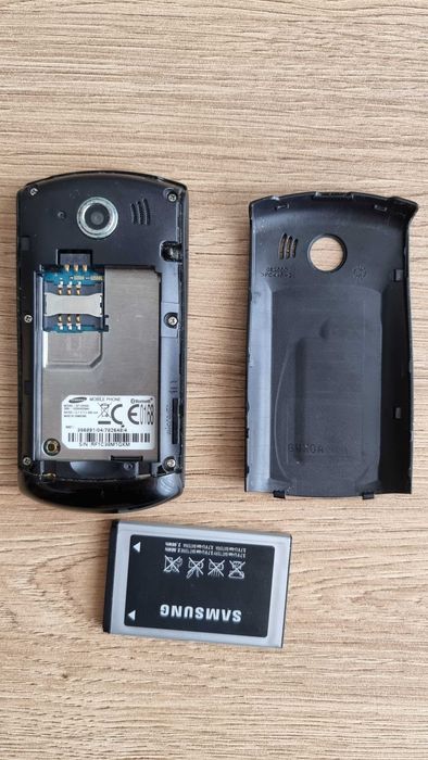 Samsung GT-E2550 Slider