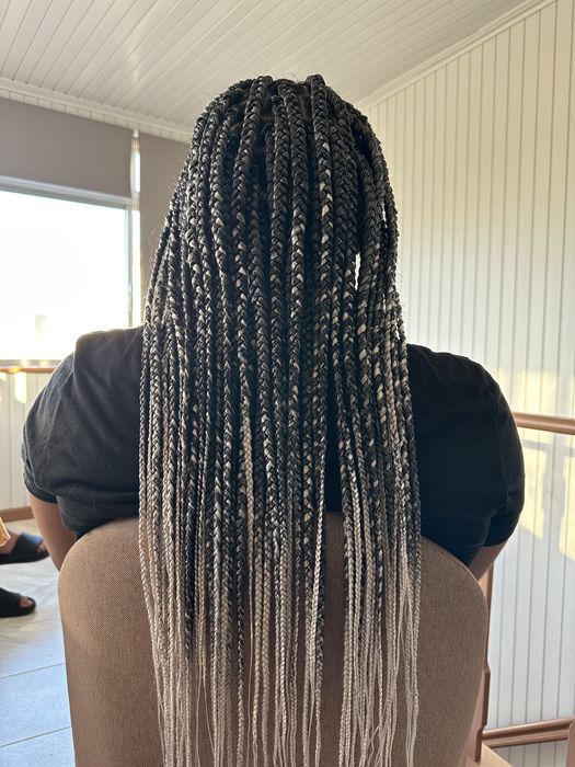 Tranças africana e aplicação e crochet ao domicílio