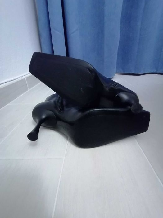 Botas pele cano médio da Mango