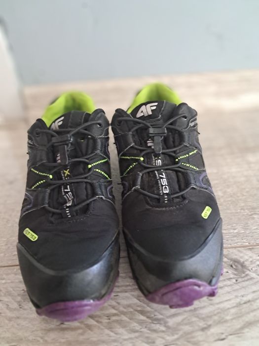 Super buty 4F, z membraną, softshell, idealne w góry,roz..37,5!Polecam