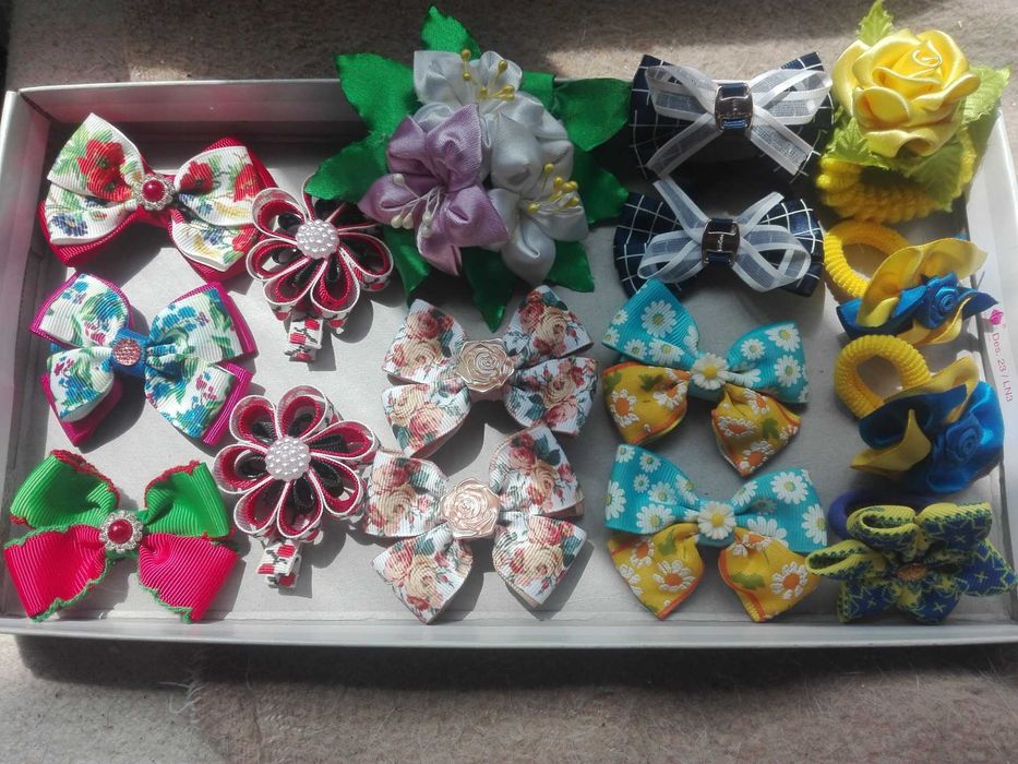 Заколки, резинки, ручная работа