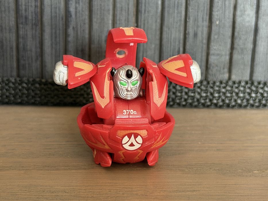 Bakugan bakugany Pyrus Warius
