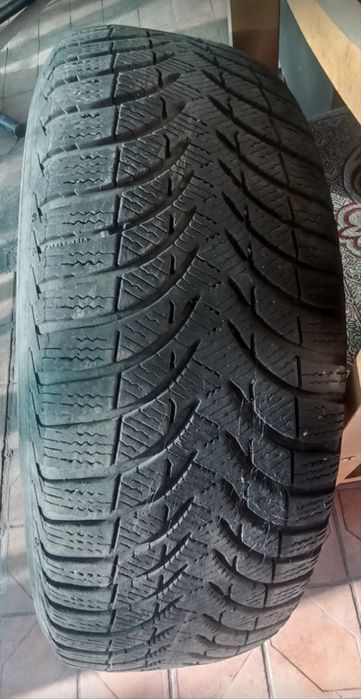 Продам зимние шины Michelin Alpin Green X