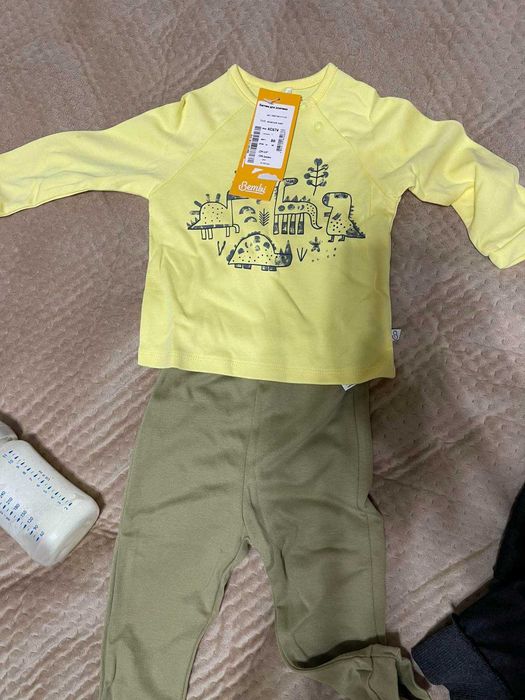 новий костюм на хлопчика