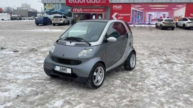 Smart Fortwo 2003 0.7 турбо в прекрасному стані