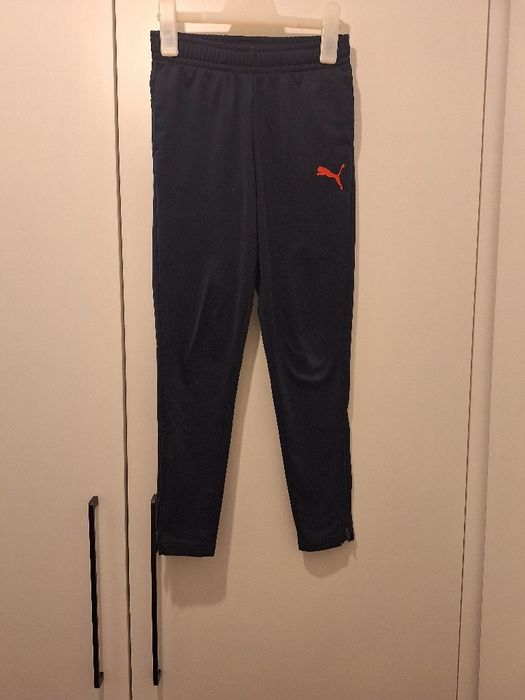 Komplet sportowy  bluza i spodnie PUMA 134-140