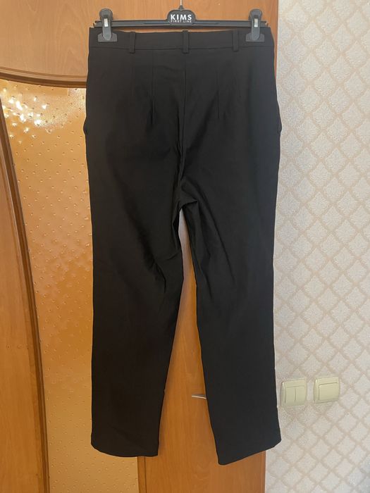 Класичні чорні брюки Андре Тан