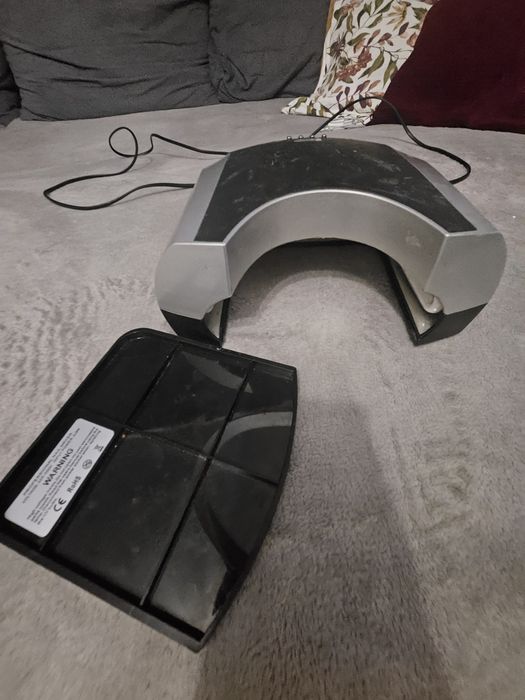 Lampa UV do paznokci