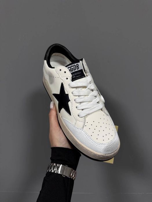 Golden Goose Ball Star женские кеды нові оригінал кросівки білі з зірочкою чорні