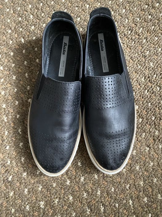 кеди сліпони Bata