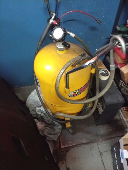 Máquina para tirar óleo