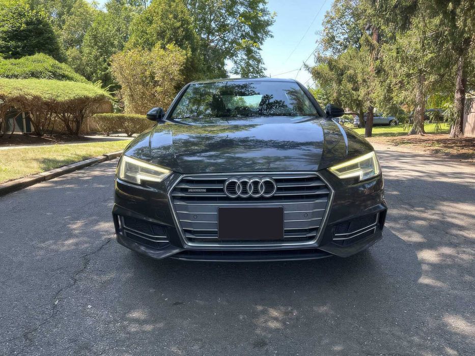 Audi A4 quattro Premium Plus      2019