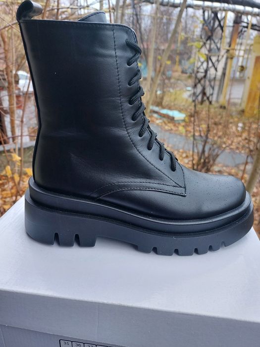 Ботинки зимние женские