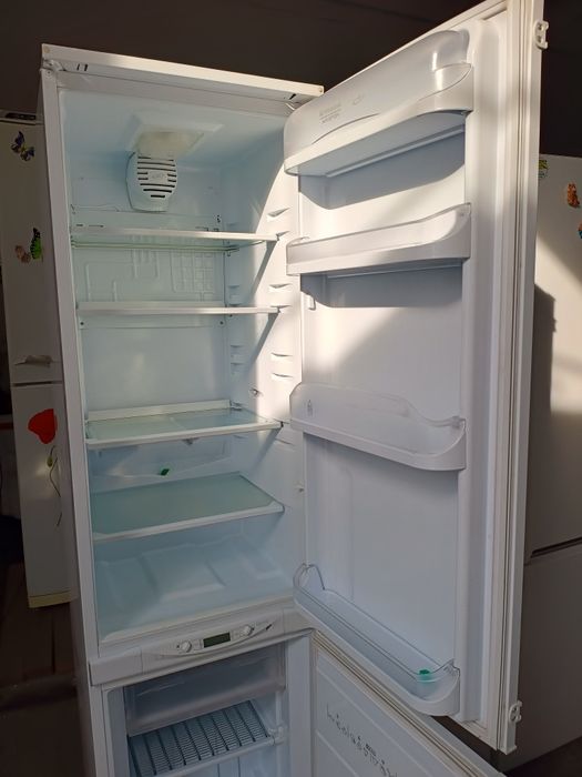 продам холодильник