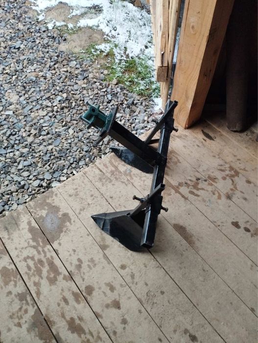 Плуги (марка) до мотоблока