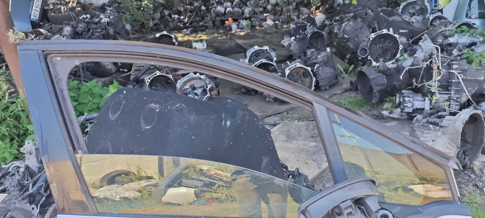 Drzwi Prawe Pasażera peugeot 2008 EWP Kompletne Białe