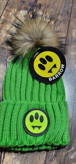 Barrow śliczna czapka zimowa damska pompon jenot logo uni