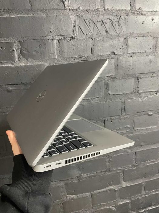 Latitude 5420 i7 • Ідеальний ноутбук для навчання і офісної роботи