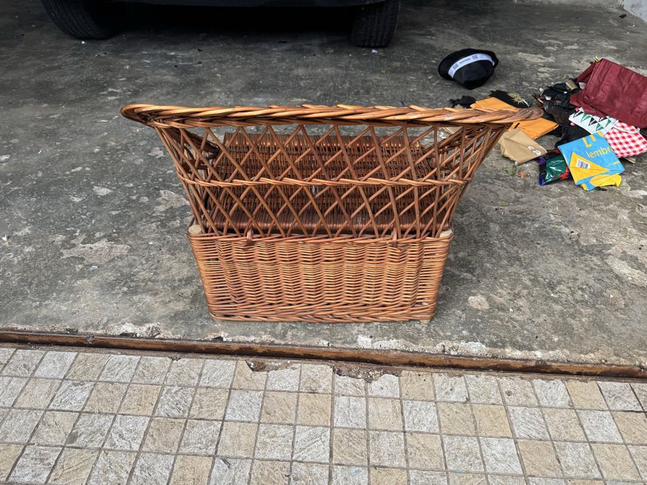 banco para decoração de jardim com arrumação