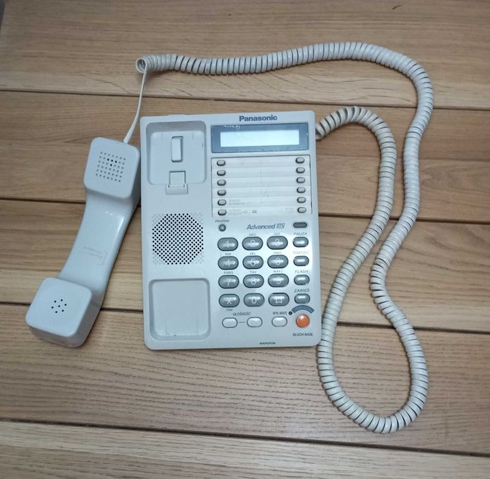 Stary aparat telefoniczny Panasonic