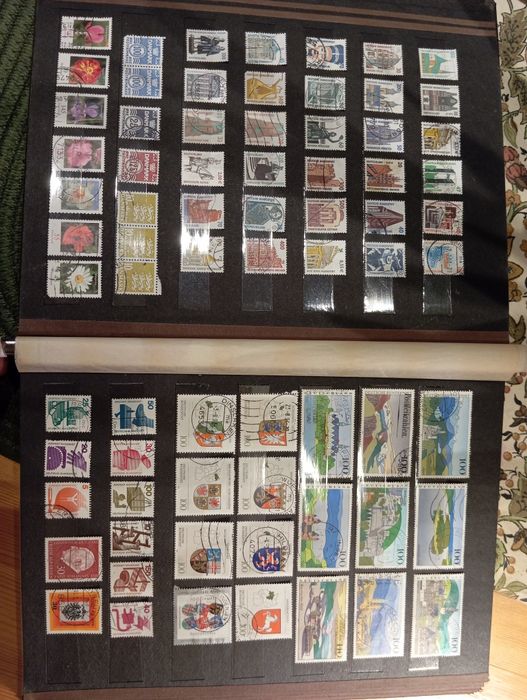 Klaser ze znaczkami - zagraniczne