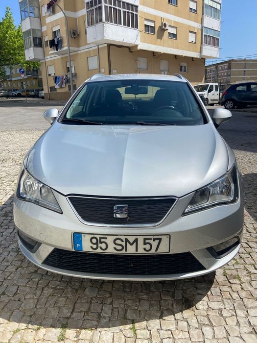 SEAT Ibiza SEAT Ibiza ST 1.2 TDI Ecomotive (2012) – Económica e Pronta a Circular
Descrição do Veículo
Vendo SEAT Ibiza ST (Carrinha) de 2012, motor 1