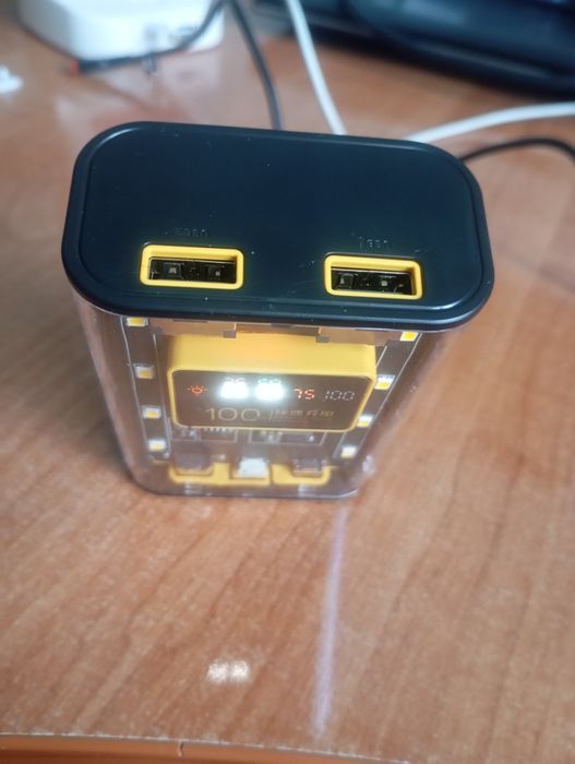 Павербанк  9000 мА