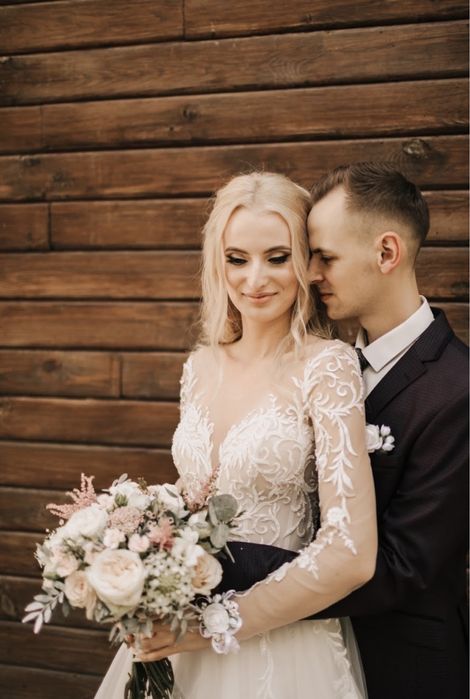 Весільна сукня