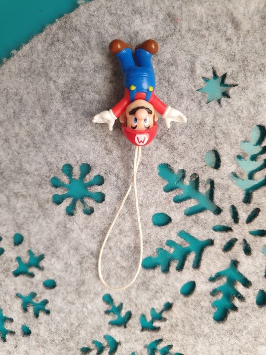 figurka Super Mario z zawieszką