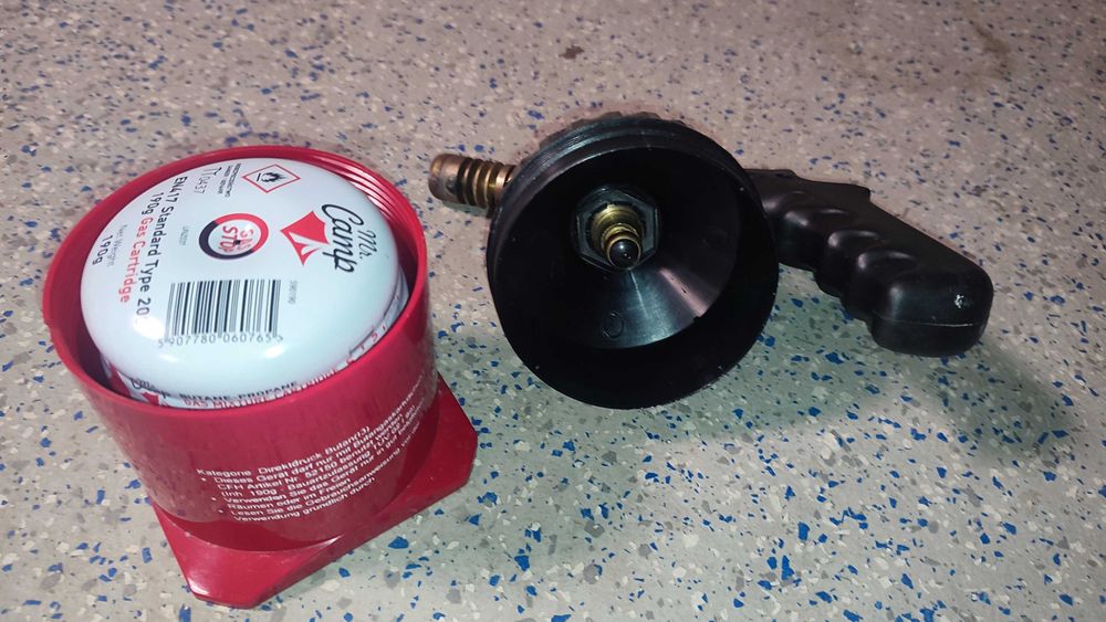 Palnik gazowy na kartusze. Lampa lutownicza.