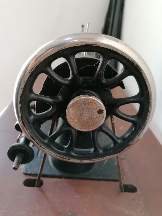Maquina Costura antiga Singer