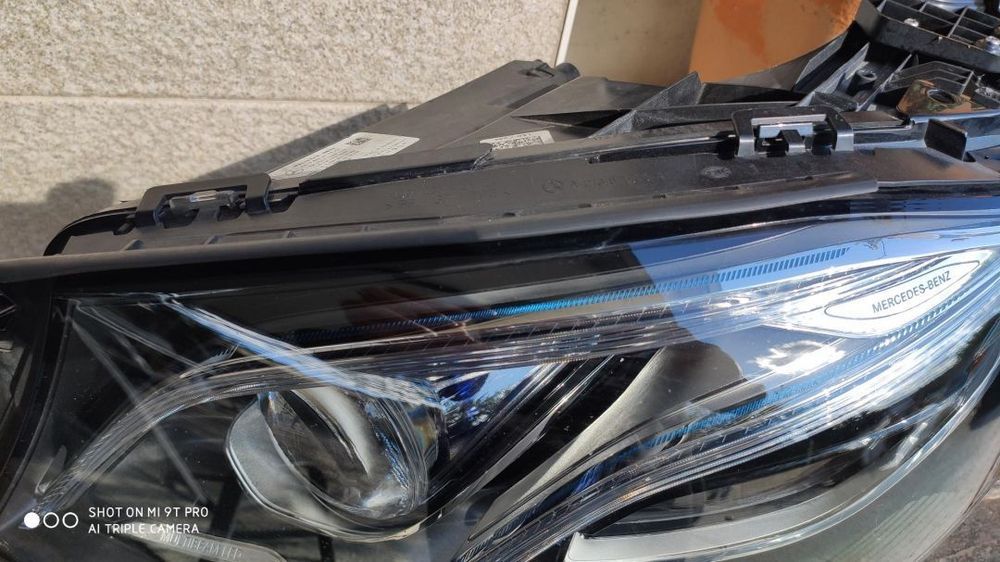 Farol esquerdo full led Mercedes w213 multibeam