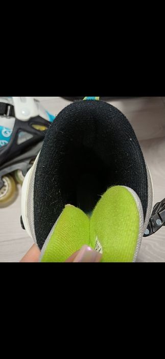 роліки крутої фірми Rollerblade  розмір 36.5-40.5, устілка 23-26 см