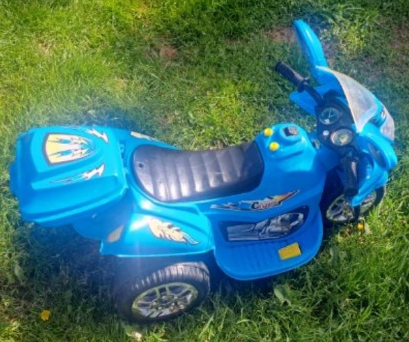 Motor na akumulator