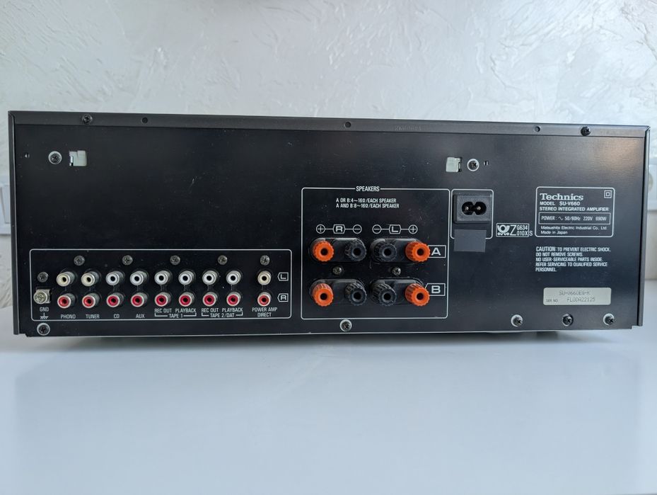 Підсилювач Technics SU-V660