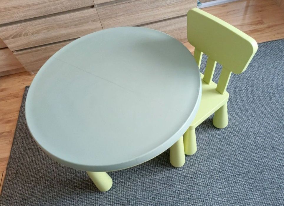 Stół Ikea mamut plus krzesło zielony dla dzieci