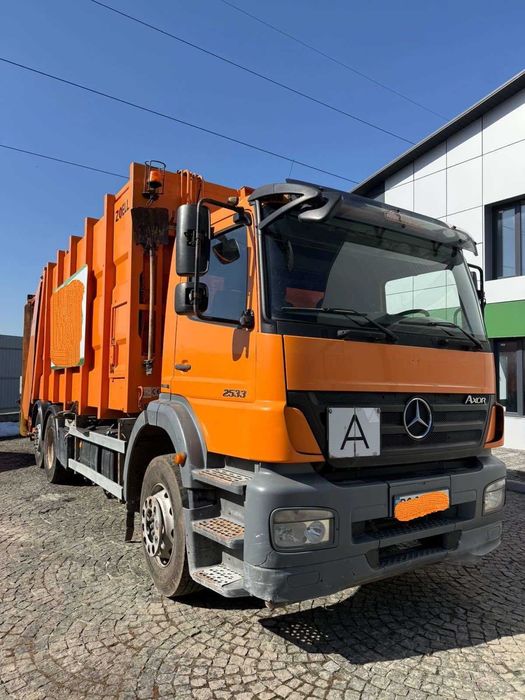 Сміттєвоз (Мусоровоз) Mercedes Benz
