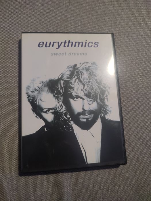 Eurythmics - Sweet Dreams
