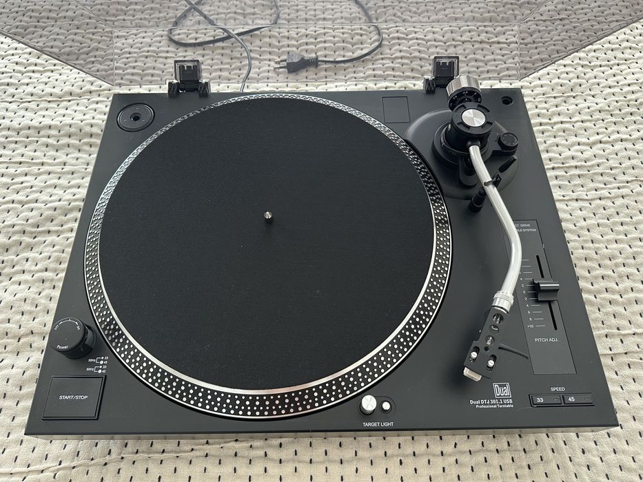 Gramofon Dual DTJ 301.1 USB