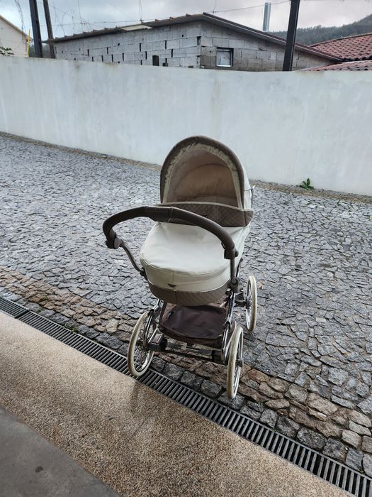 Carrinho de bebecar