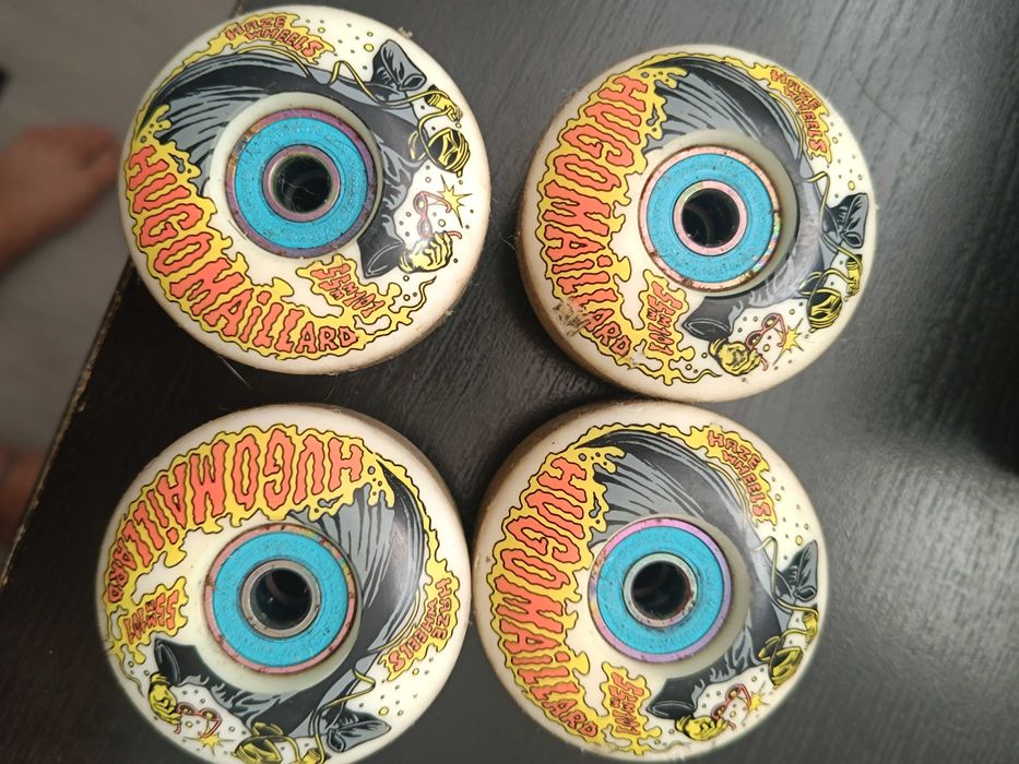 Skate semi-novo Dilabor trucks Independent