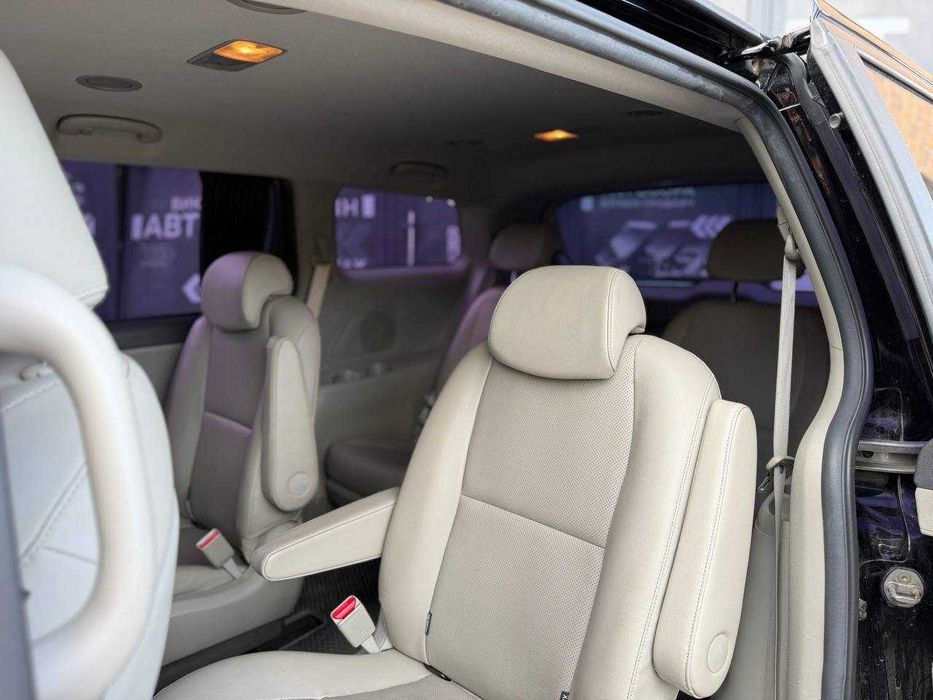 KIA CARNIVAL 2.2 дизель
