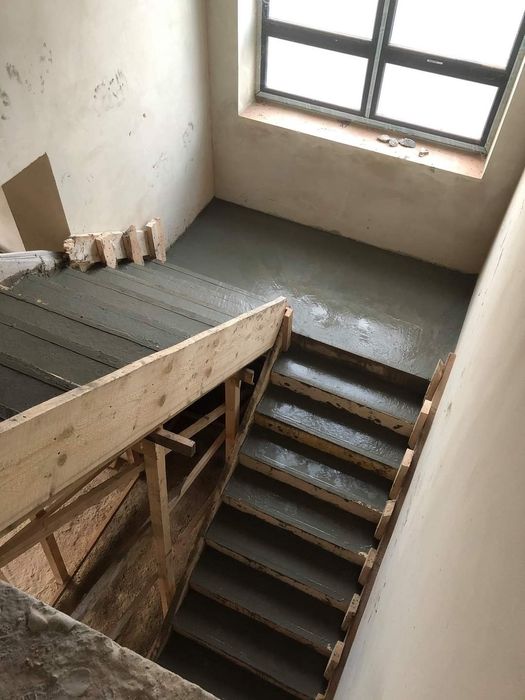 Бетонні сходи та бетонні роботи