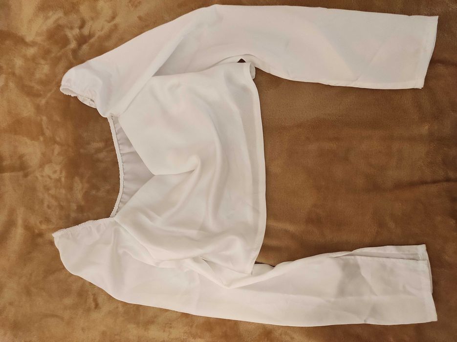 Camisola crop acetinada