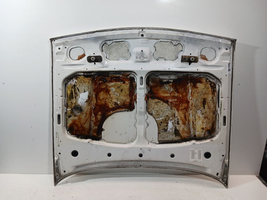 Capot VOLVO 440 K (445)
