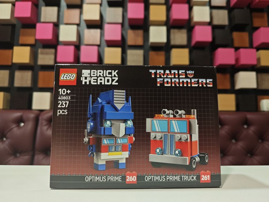 Конструктор LEGO BrickHeadz 40803 Optimus Prime Transformers: 1